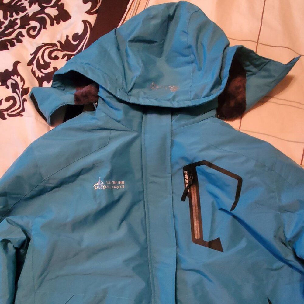 Womens winter coat XL NWOT (light blue)